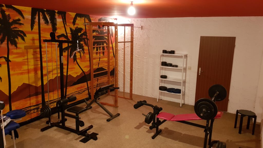 Homegym rechts hinten